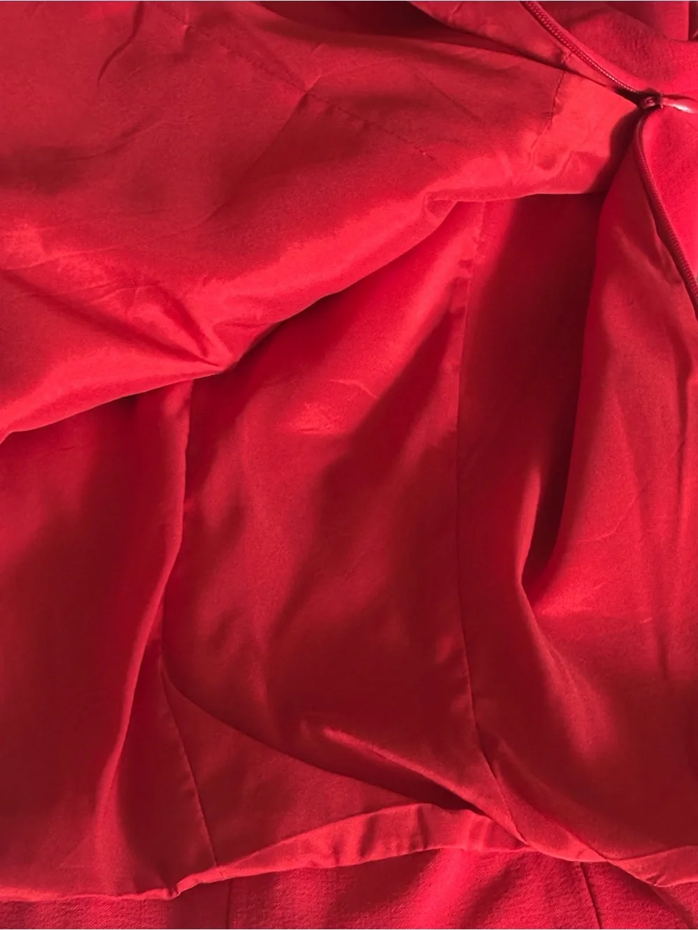 LAVIA 18 Red Pleated Round Neck Sleeveless Side Zip Top Sz IT 42/M fully lined